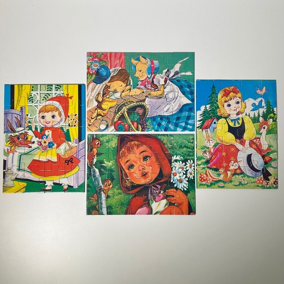 Vintage 60s 70s Set of 4 Fairy Tale Puzzles Made in Japan No Box (13E) - Picture 1 of 6